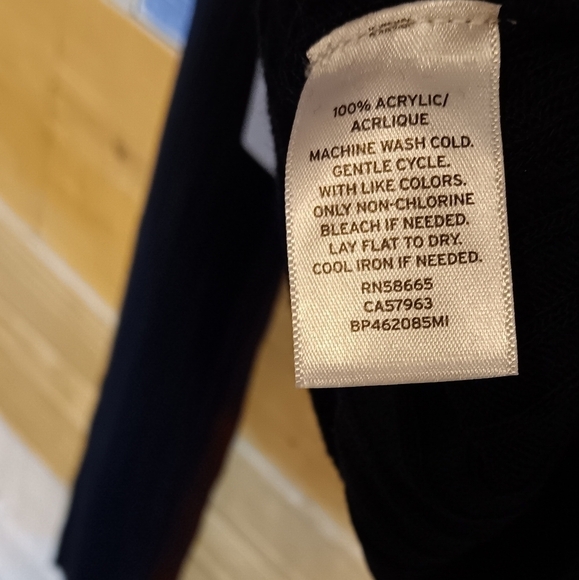 BP Regan  black ribbed cropped sweater M NWT - Picture 7 of 9